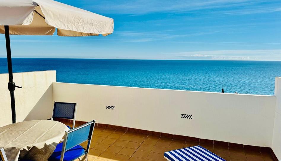 Foto 1 de Àtic en venda a El Peñoncillo, Málaga