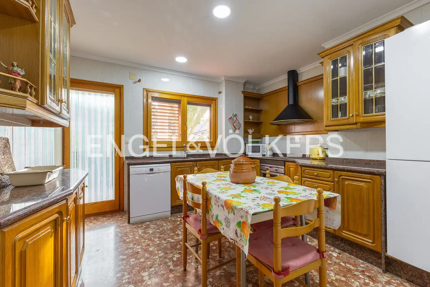 Cocina de Casa o chalet en venta en Náquera con Aire acondicionado, Calefacción y Jardín privado