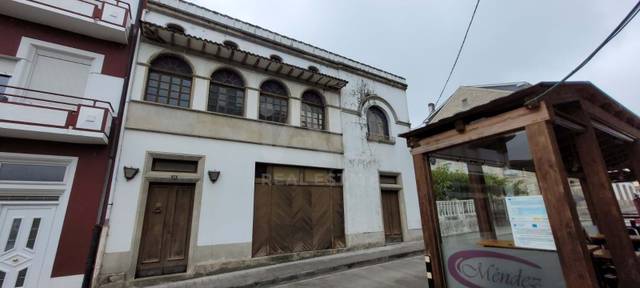Casa-chalet en Venta en O Valadouro