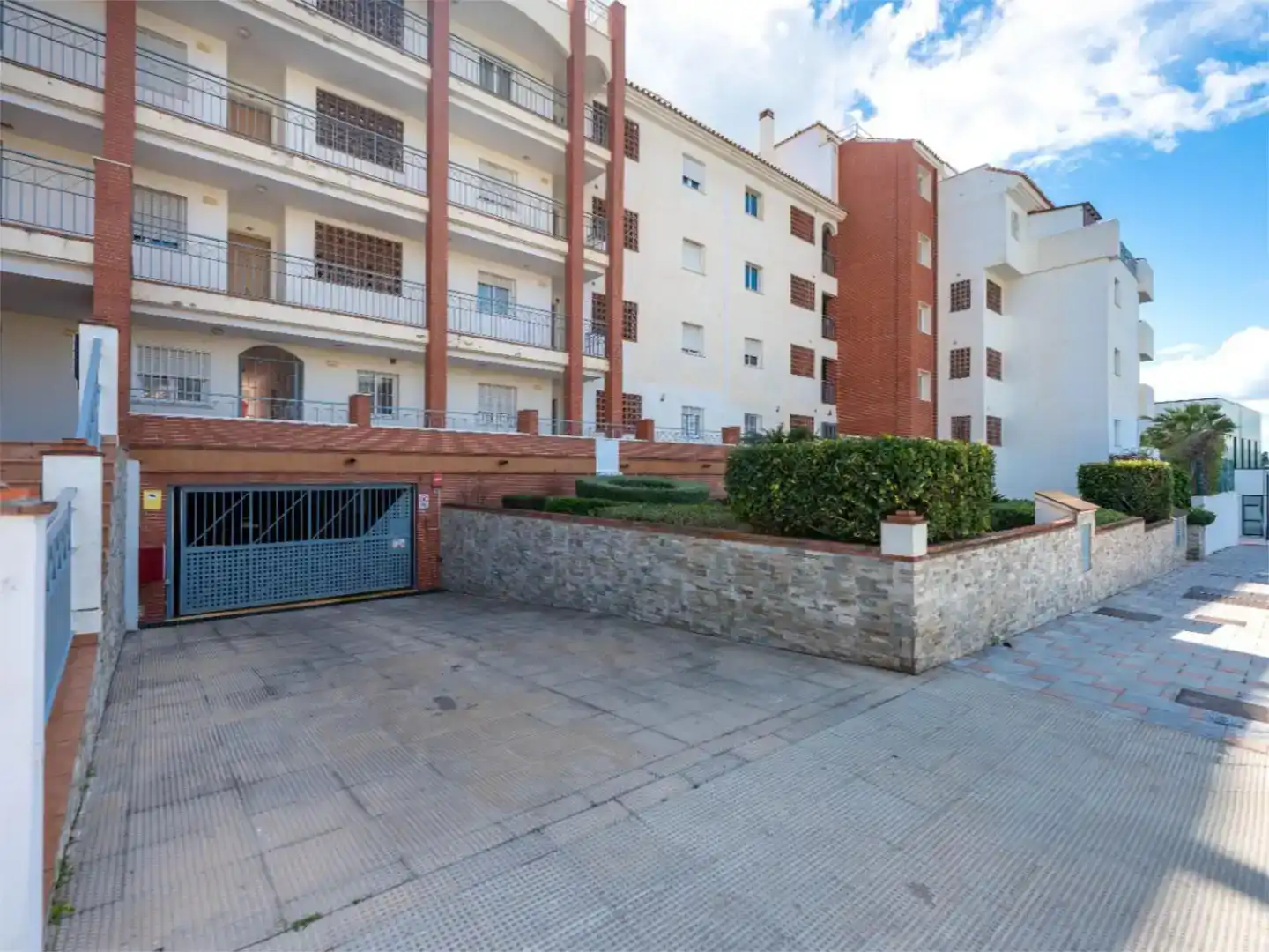 Außenansicht von Wohnung zum Verkauf in Fuengirola mit Schwimmbad