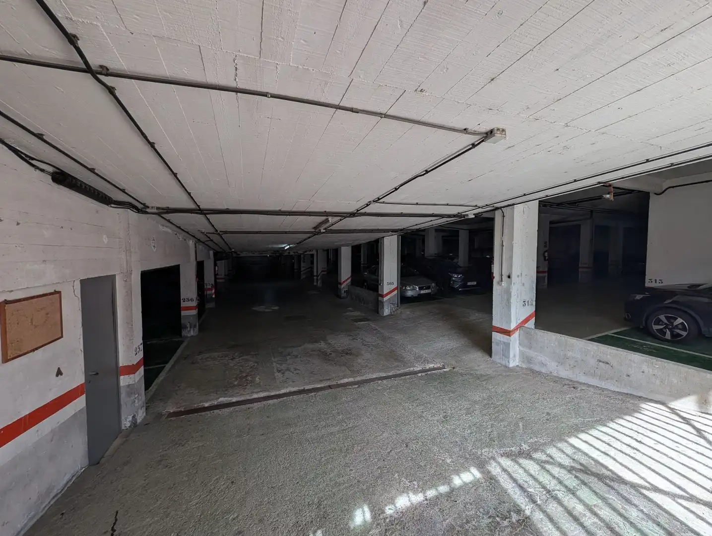 Parkplatz von Garage zur Miete in Lasarte-Oria