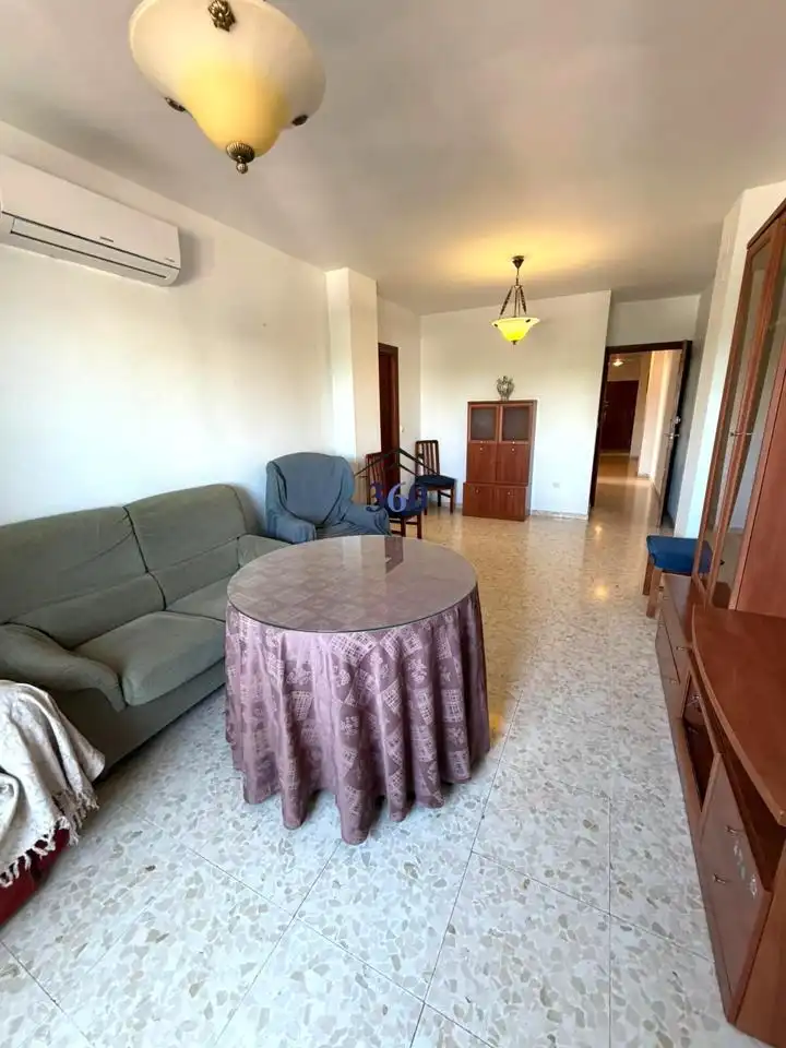 Flat with lift for sale in Vicente Aleixandre, imagen 2