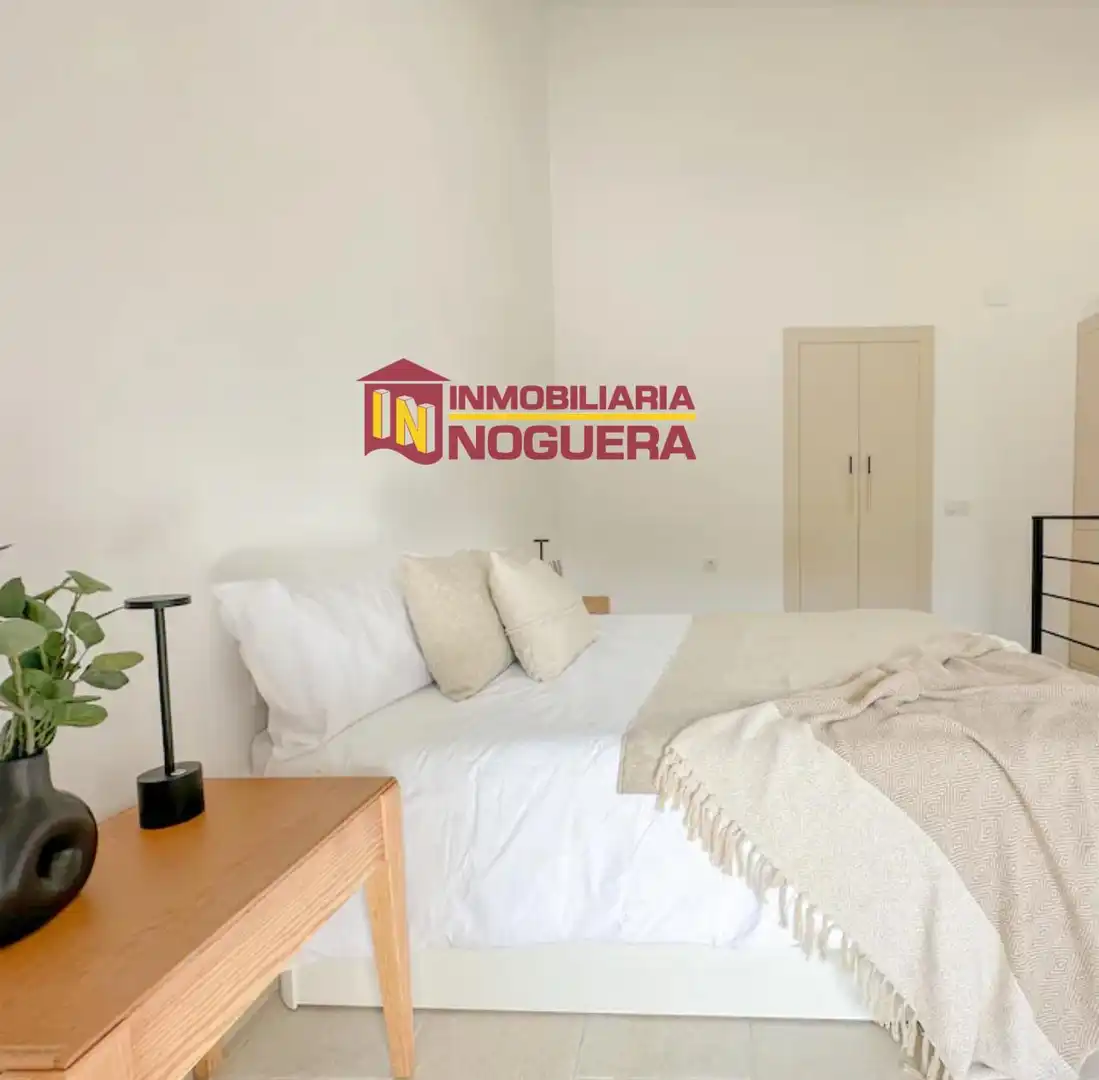Dormitori de Dúplex en venda en Écija amb Aire condicionat i Moblat