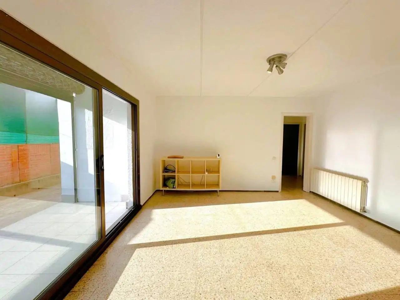 Flat for sale in Cerdanyola del Vallès  with Heating, Private garden and Terrace