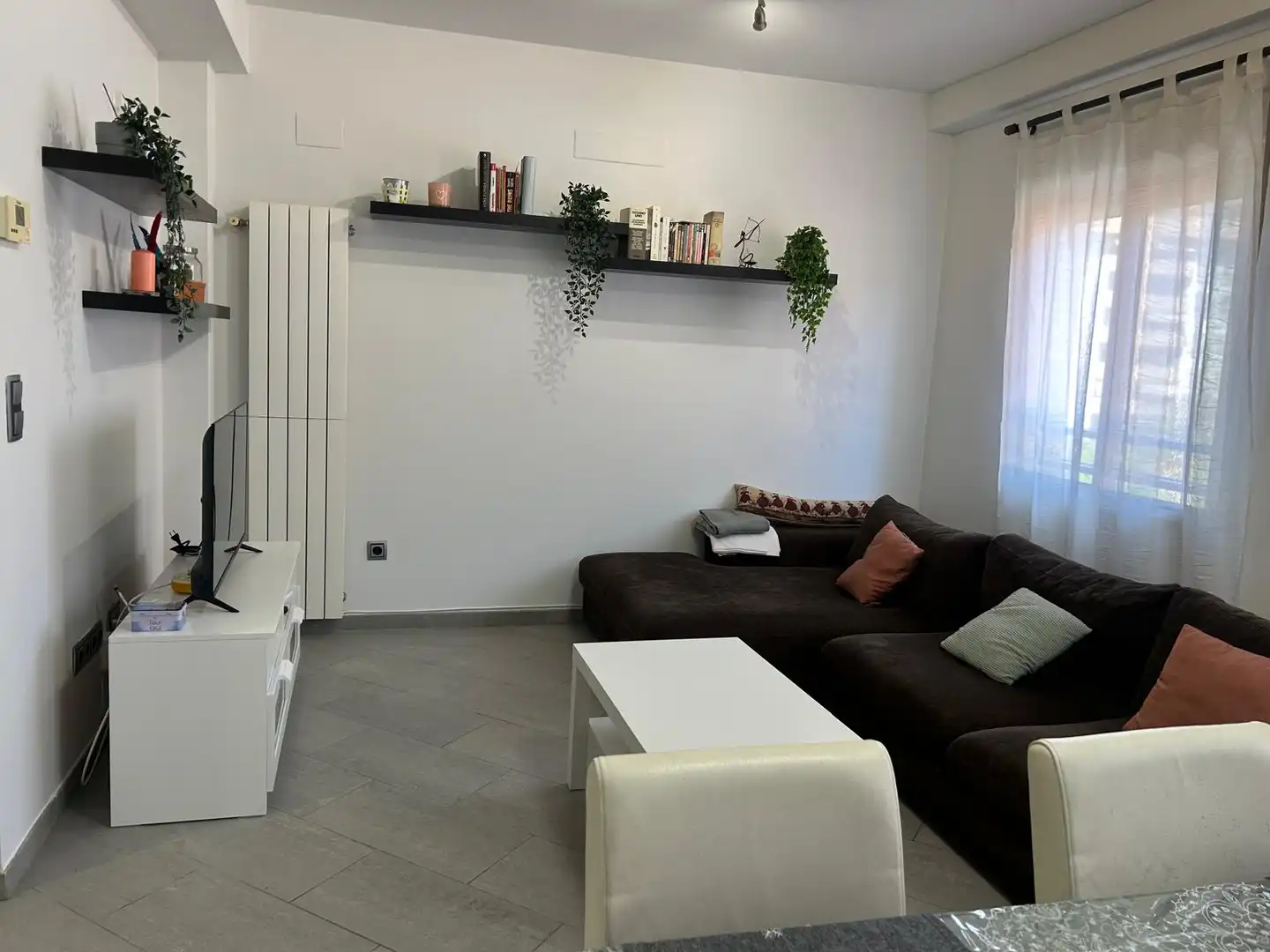 Sala d'estar de Pis de lloguer en  Valencia Capital amb Calefacció, Moblat i Forn