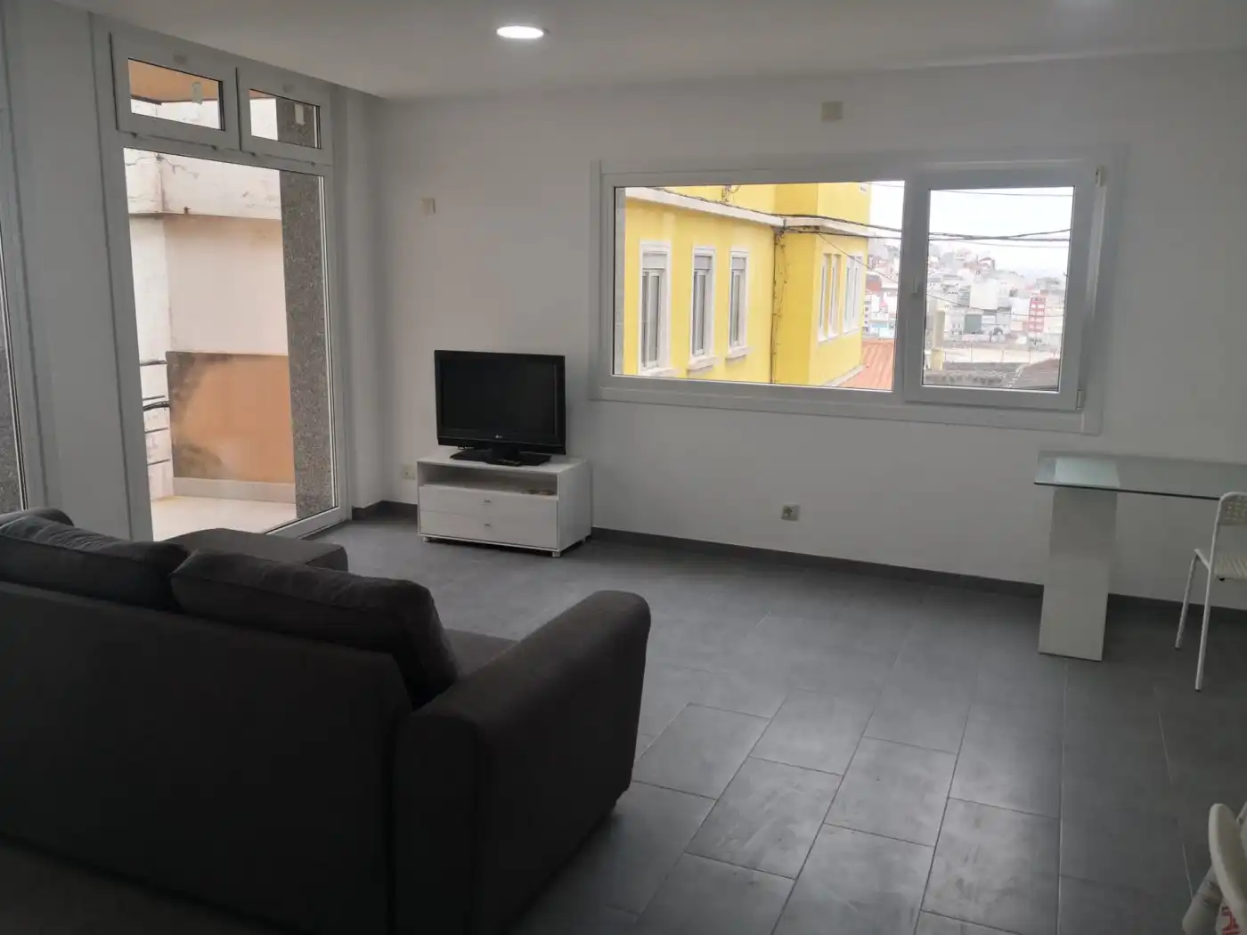 Sala d'estar de Casa o xalet en venda en Malpica de Bergantiños amb Terrassa