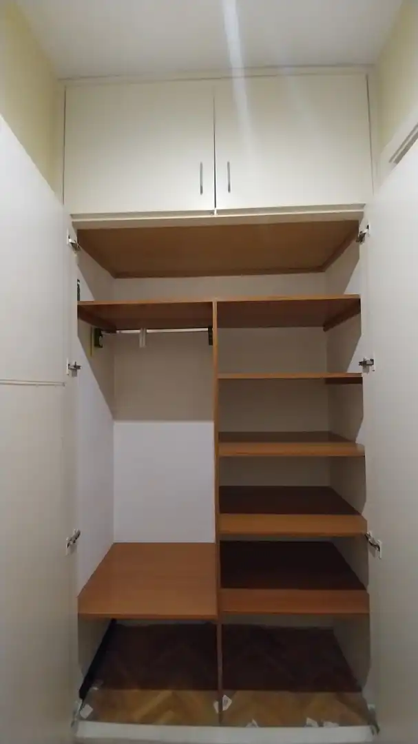 Dormitori de Pis de lloguer en Barcelona amb Calefacció, Parquet i Forn