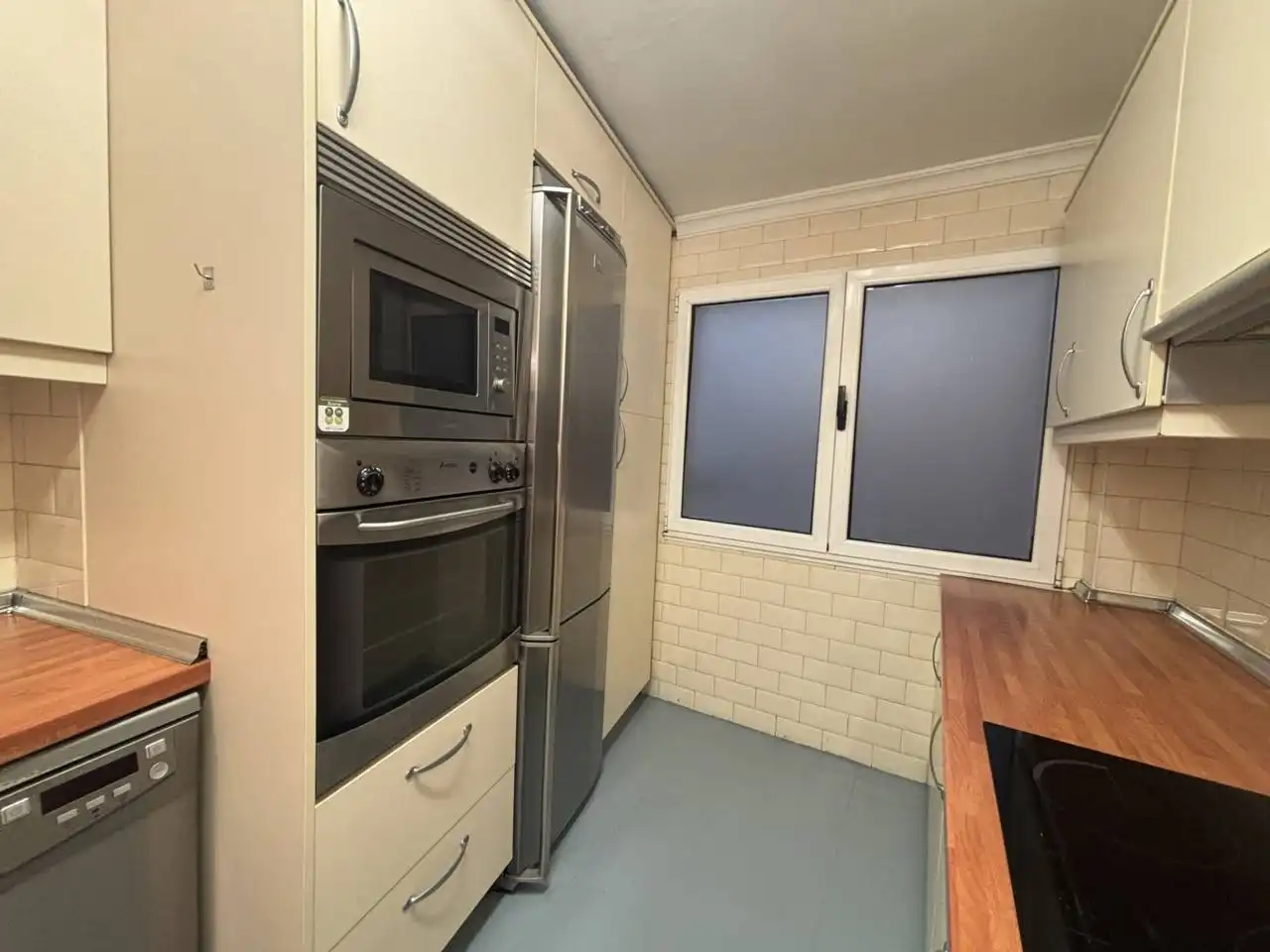 Flat for rent in Avenida Galicia, Buenavista