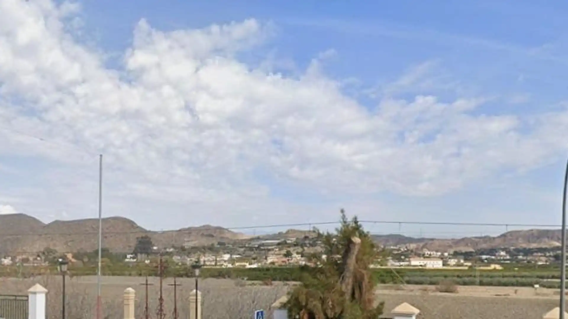 Vista exterior de Pis en venda en Gádor amb Terrassa i Balcó