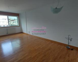 Flat to rent in Rúa de García Barbón, Centro - Areal