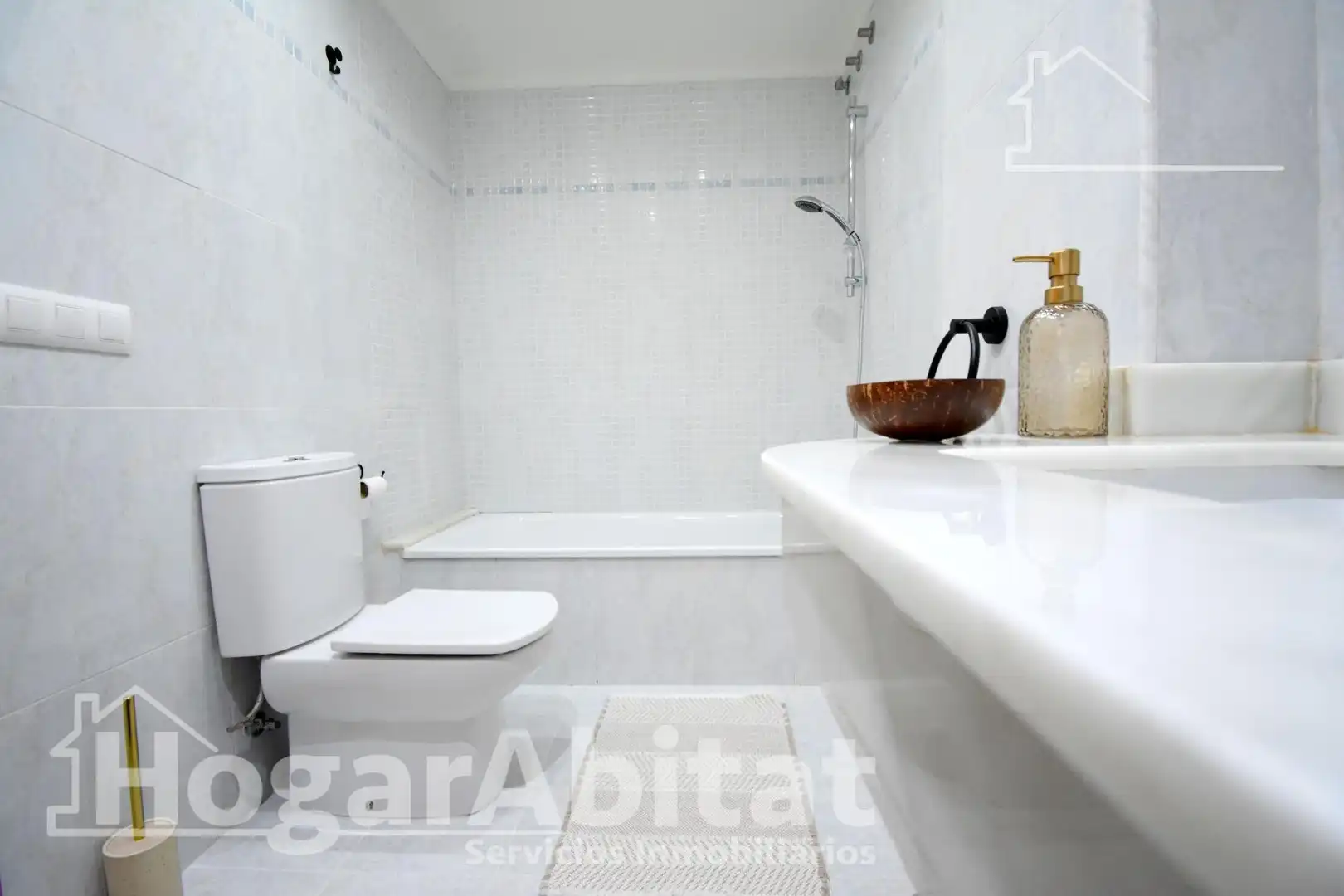 Baño de Piso en venta en Pedreguer con Calefacción, Terraza y Amueblado