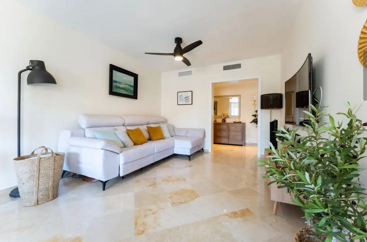Piso con piscina en venta en Calahonda, imagen 8