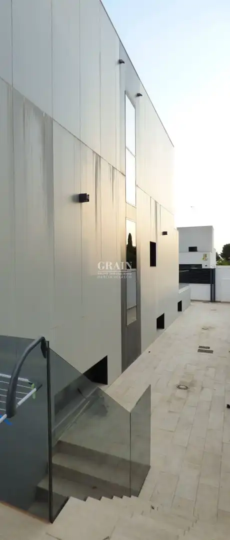 Exterior view of Houses for sale in Albacete  with Heating, Terrace and Storage room