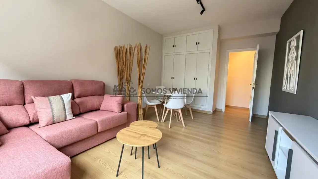 Wohnung mit Aufzug zur Miete in Celso Emilio Ferreiro