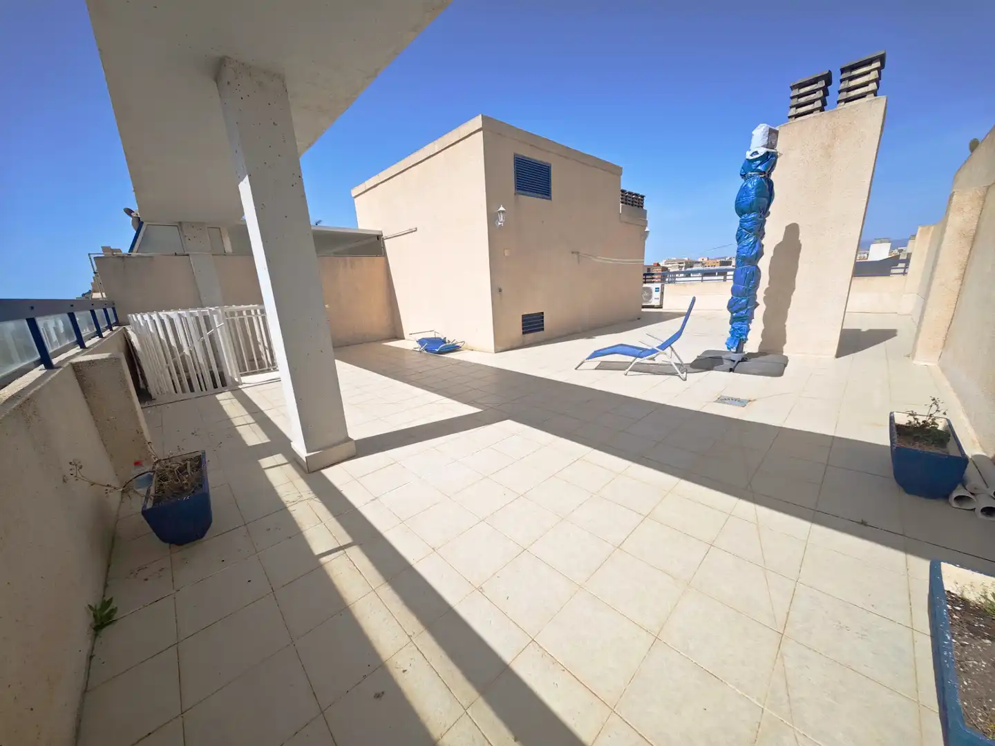 Terraza de Ático en venta en Alicante / Alacant con Aire acondicionado, Jardín privado y Parquet