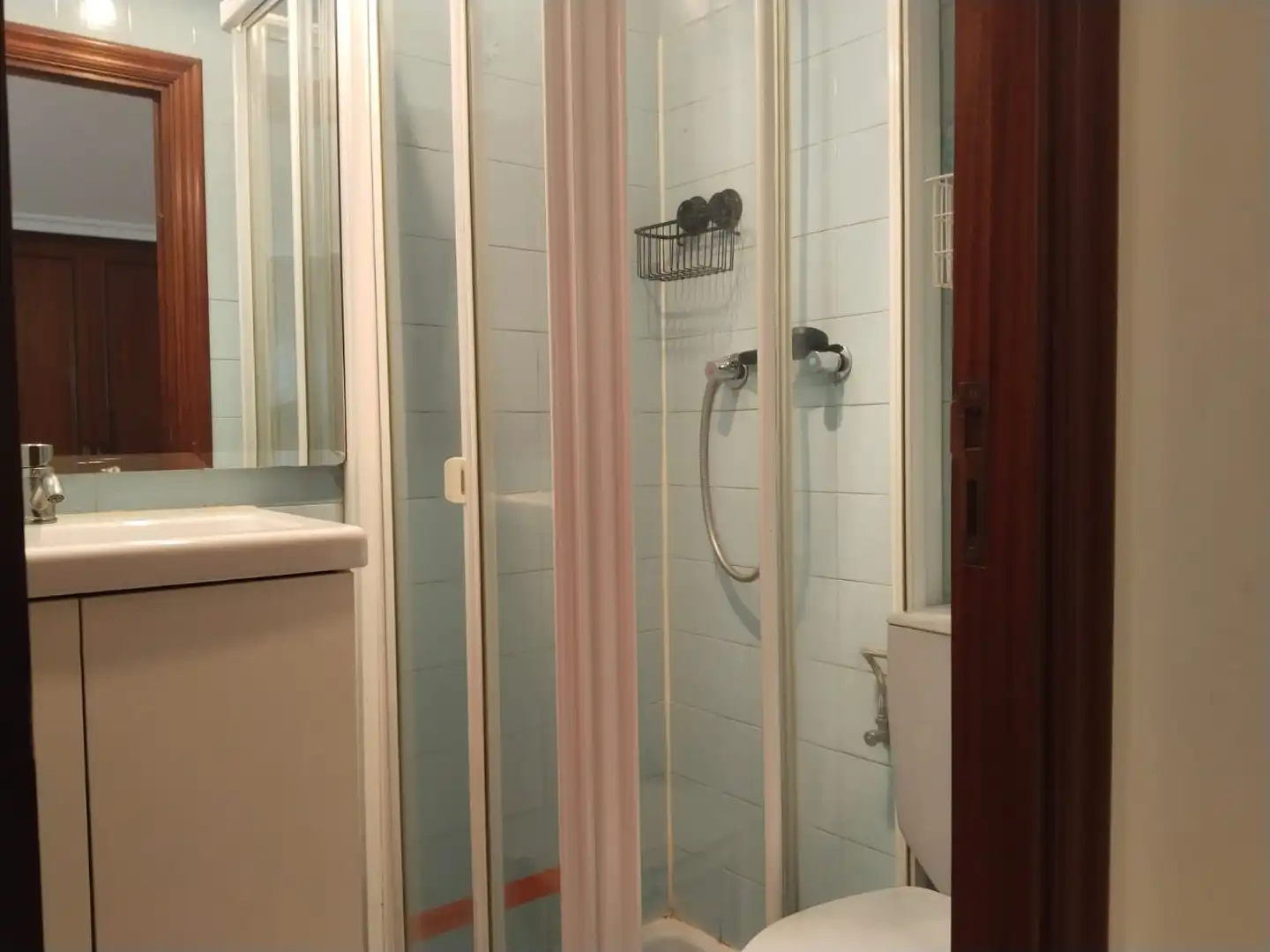 Badezimmer von Loft zum Verkauf in Donostia - San Sebastián  mit Möbliert