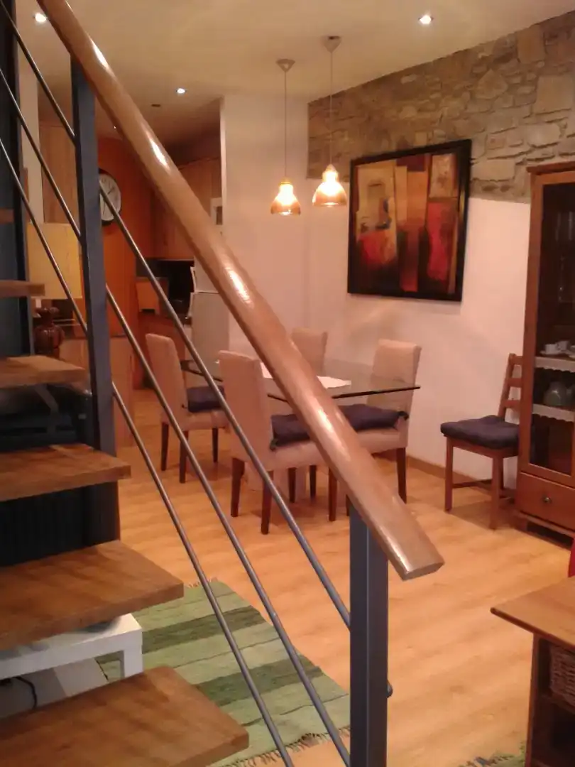 Menjador de Pis de lloguer en Rialp amb Parquet, Moblat i Forn