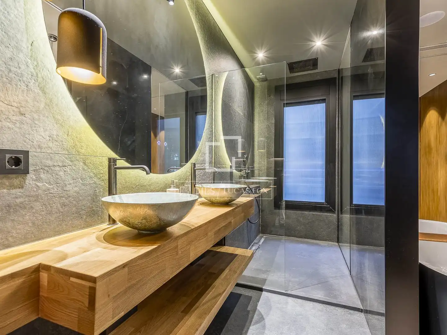 Bathroom of Flat for rent in Eixample