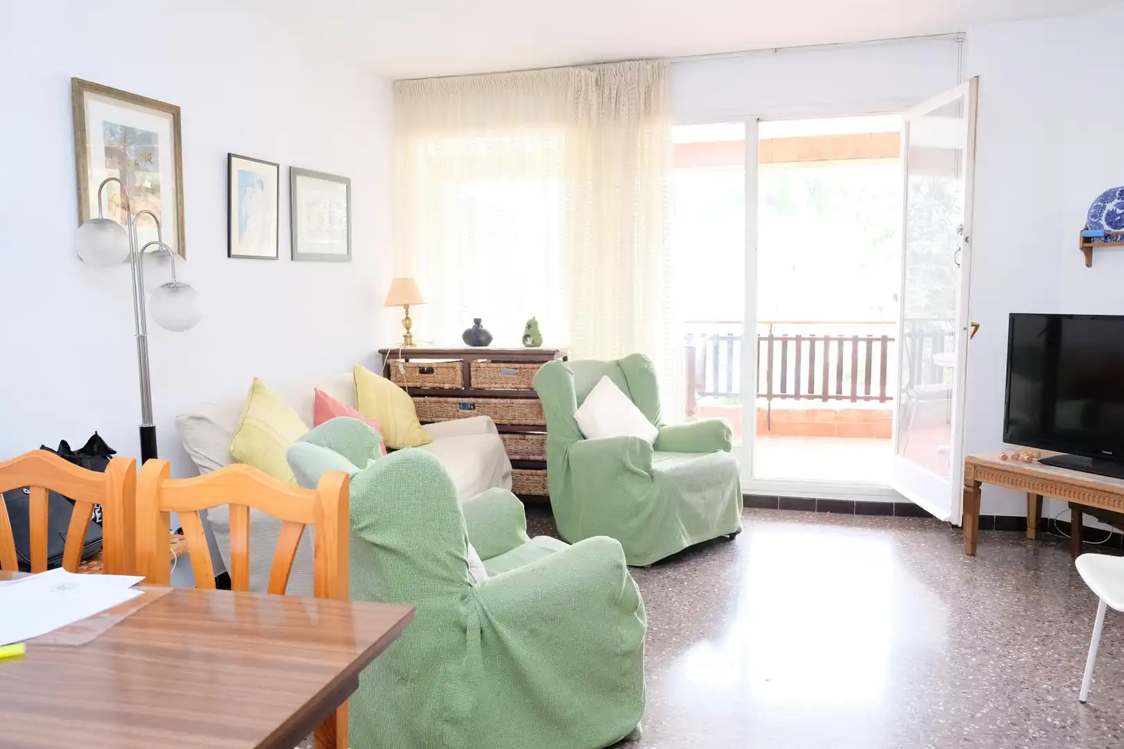 Sala de estar de Apartamento de alquiler en Caldes d'Estrac con Calefacción, Jardín privado y Terraza