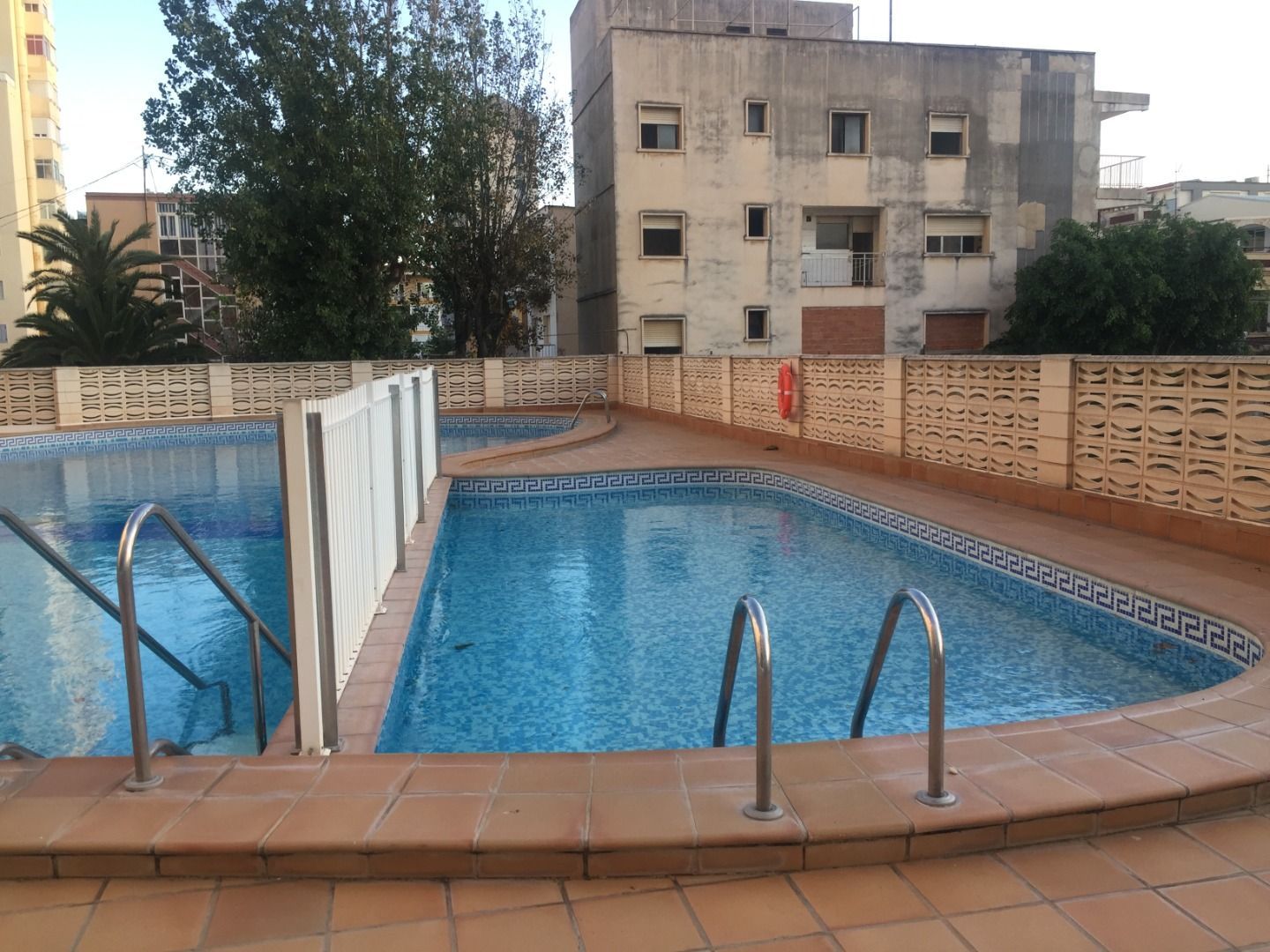 Piscina de Apartament de lloguer en Gandia amb Aire condicionat, Terrassa i Piscina