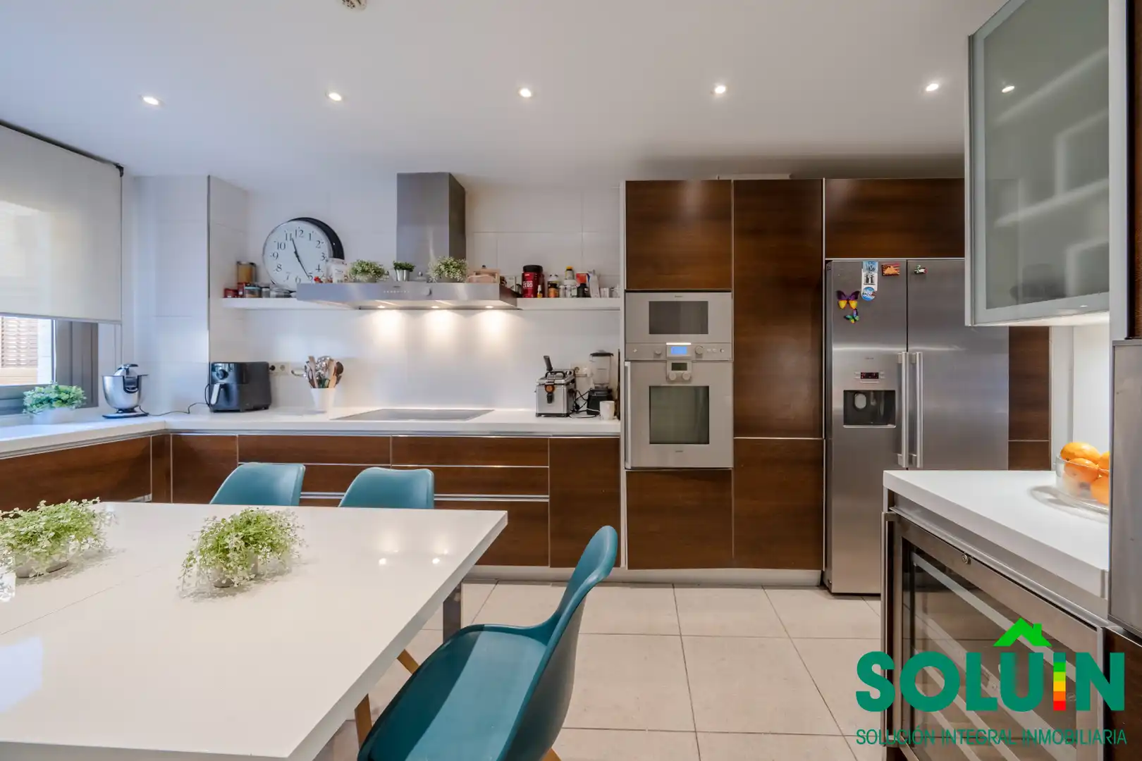 Kitchen of Houses for sale in Pozuelo de Alarcón  with Air Conditioner, Heating and Private garden