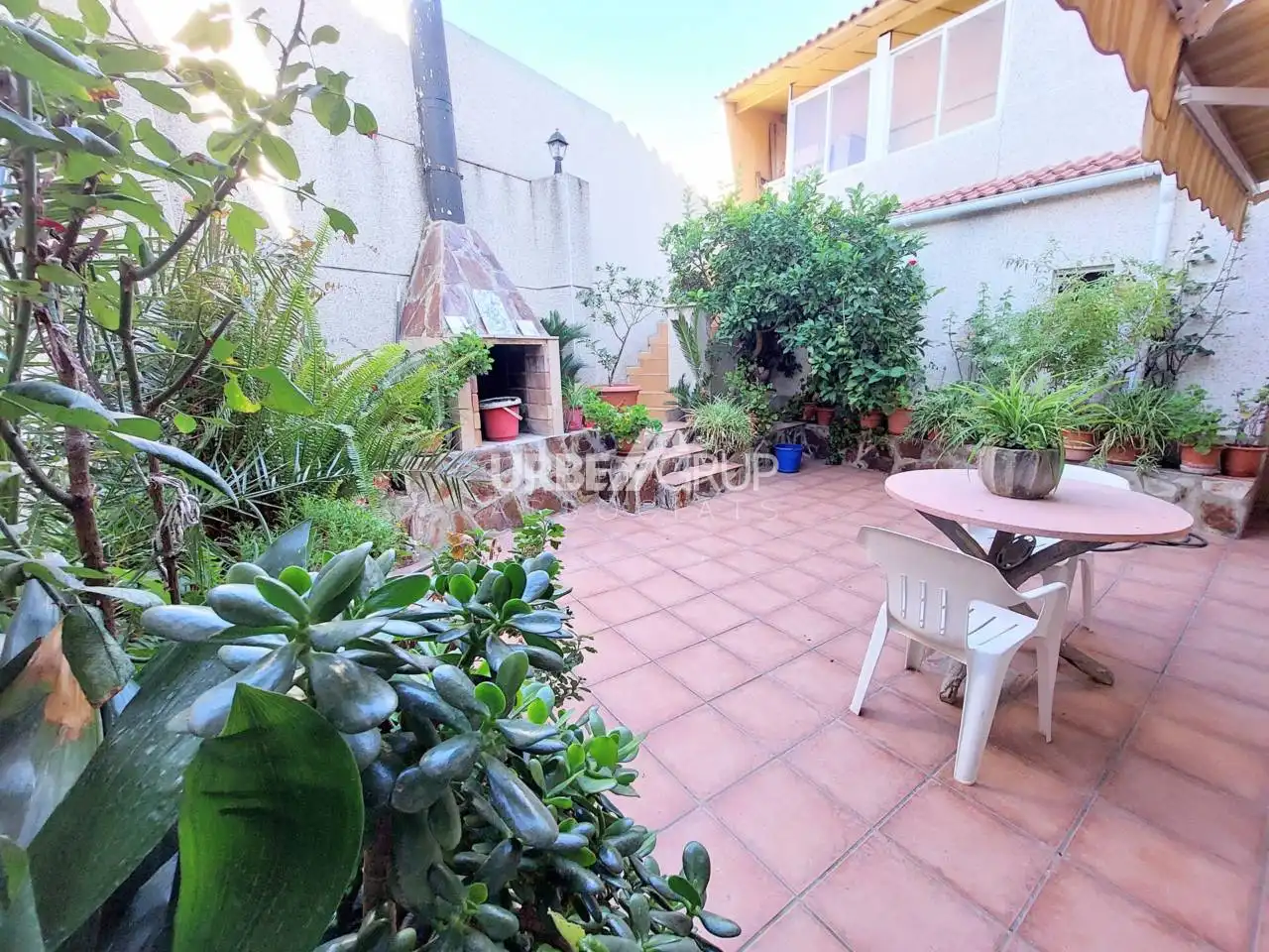 Terrassa de Casa o xalet en venda en Terrassa amb Calefacció, Jardí privat i Terrassa