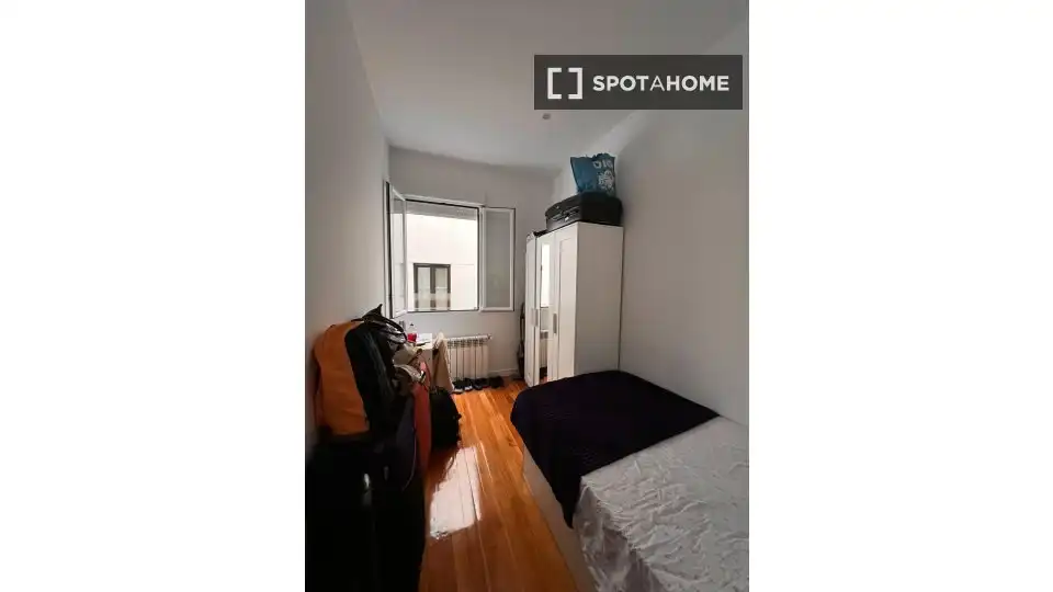 Room in Madrid, Madrid
