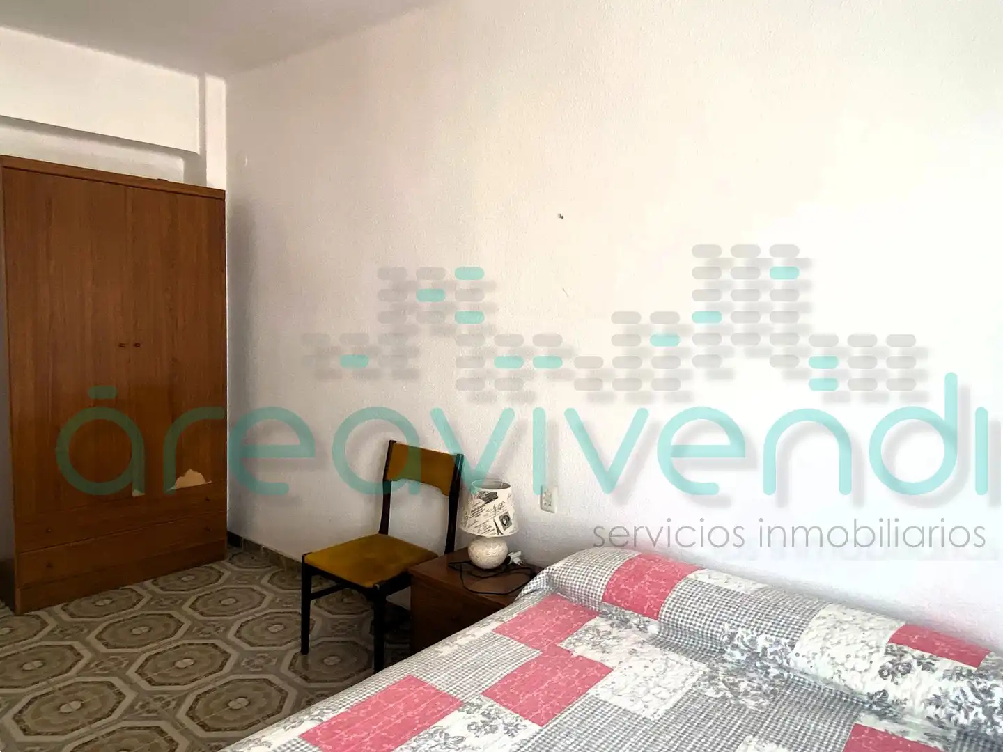Habitación de Piso en venta en Castellón de la Plana / Castelló de la Plana con Aire acondicionado y Amueblado