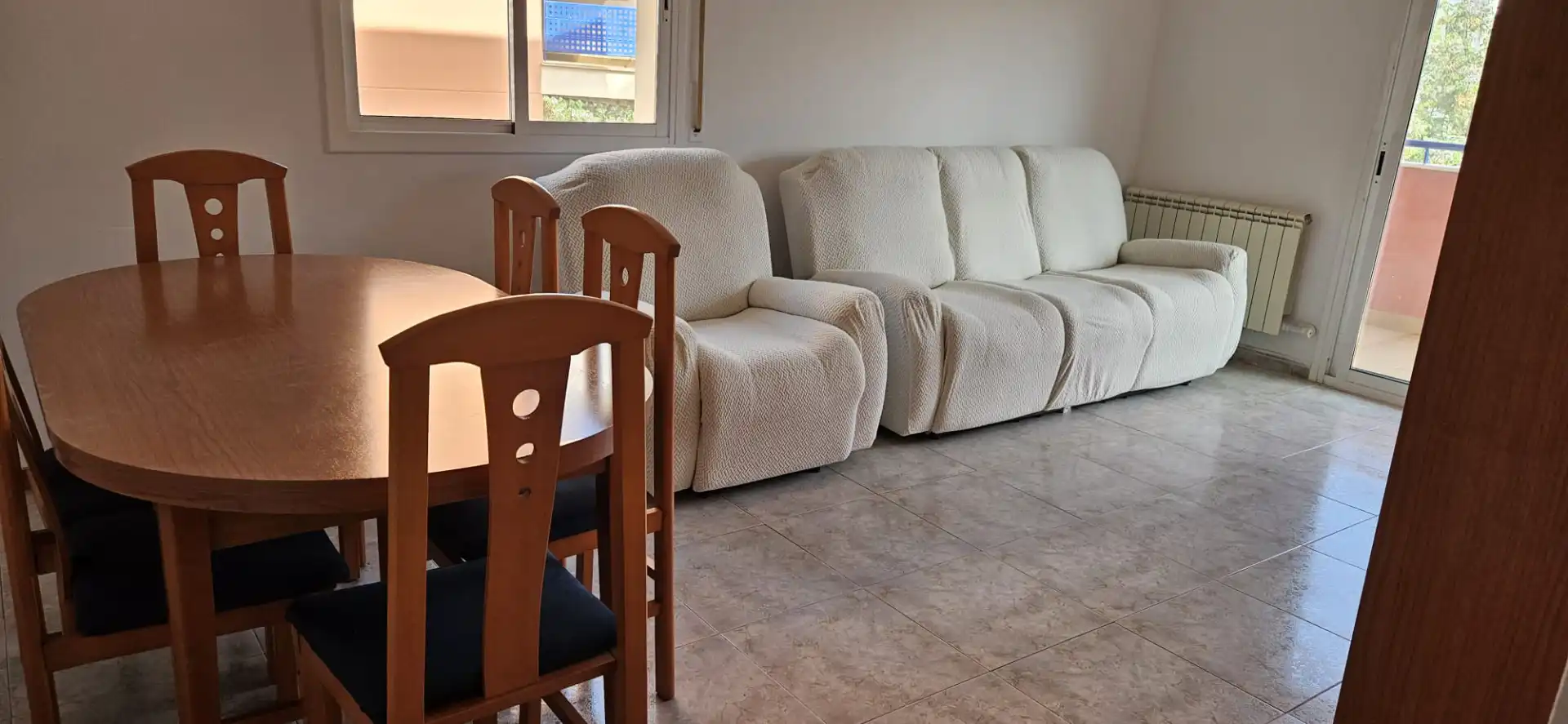 Sala d'estar de Pis en venda en Tarragona amb Aire condicionat, Terrassa i Moblat