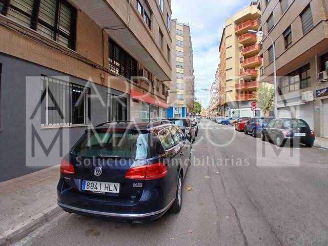 Garaje en Venta en Piscinas