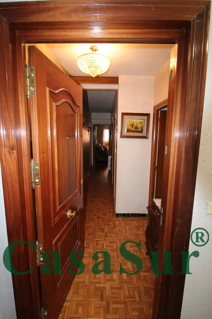 Wohnung zum Verkauf in Valladolid mit Heizung, Terrasse und Abstellraum
