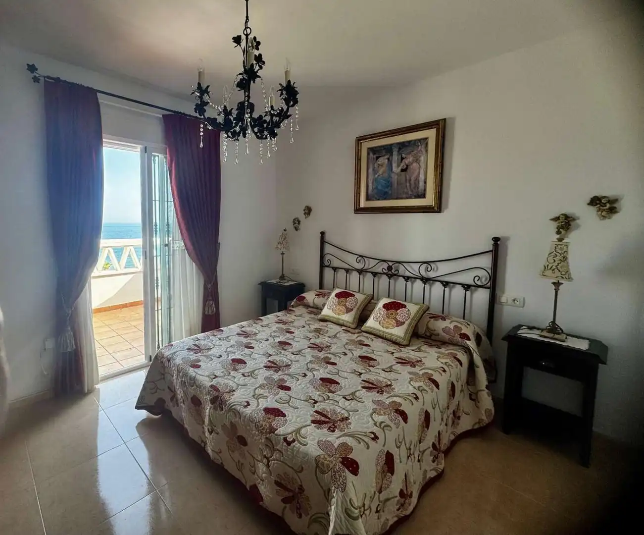 Habitación de Casa adosada en venta en Torrox con Aire acondicionado, Piscina y Amueblado
