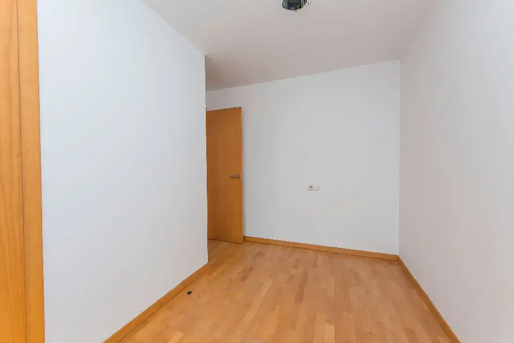 Piso en venta en Carrer Moianès, Hostal