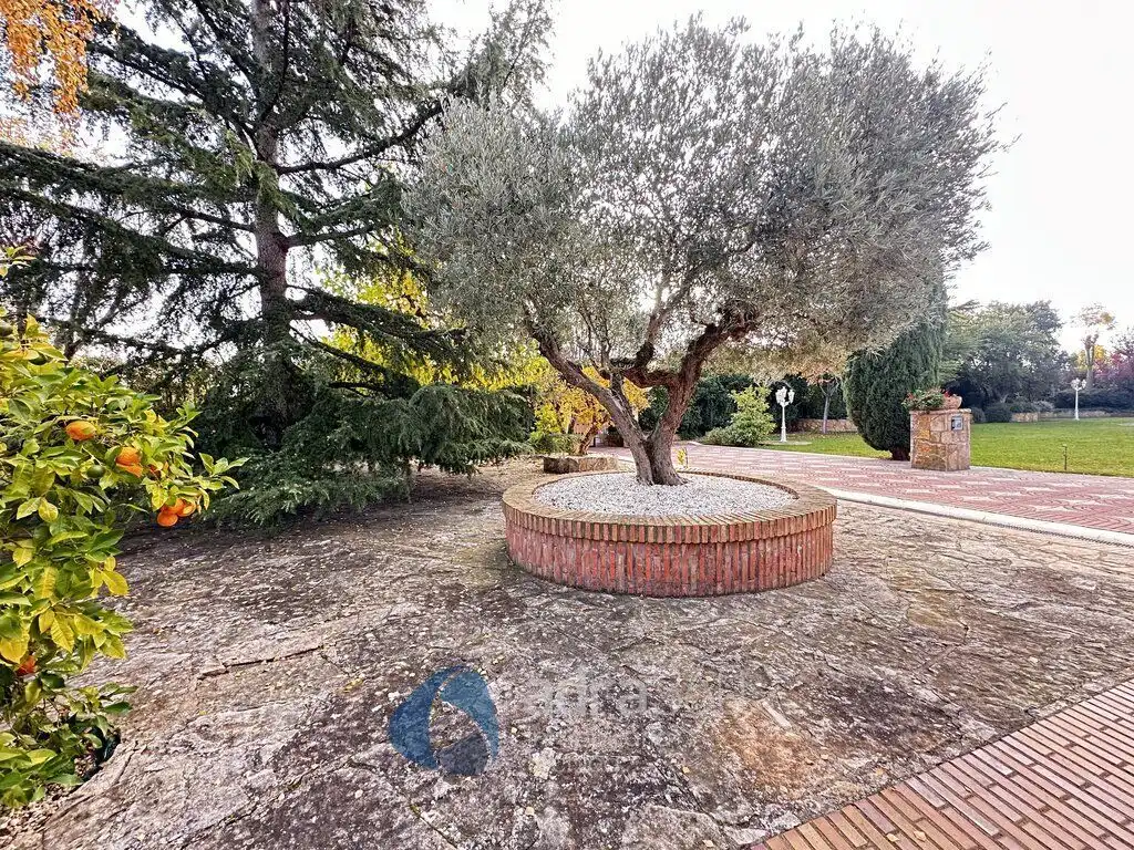 Garden of Houses for sale in Lardero  with Air Conditioner, Heating and Private garden
