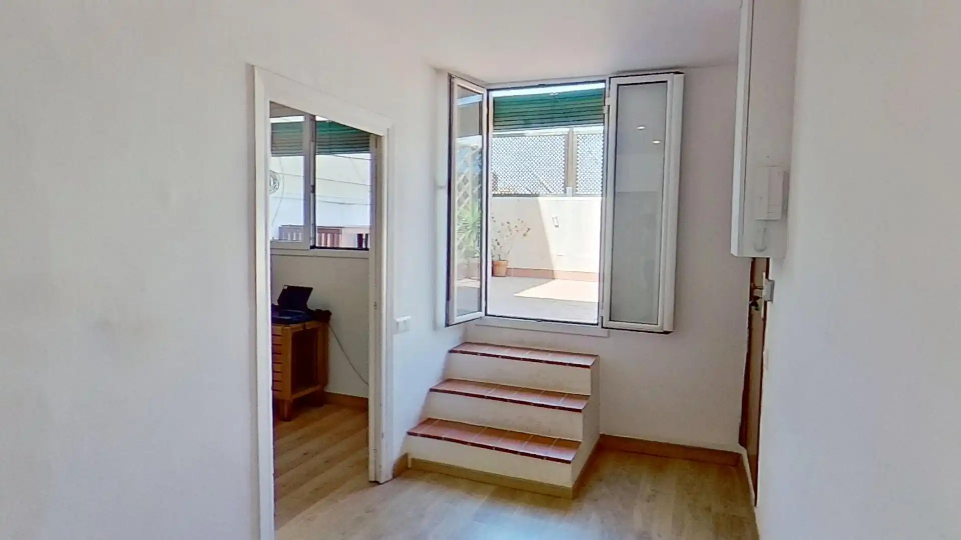 Àtic en venda en Barcelona amb Parquet i Terrassa