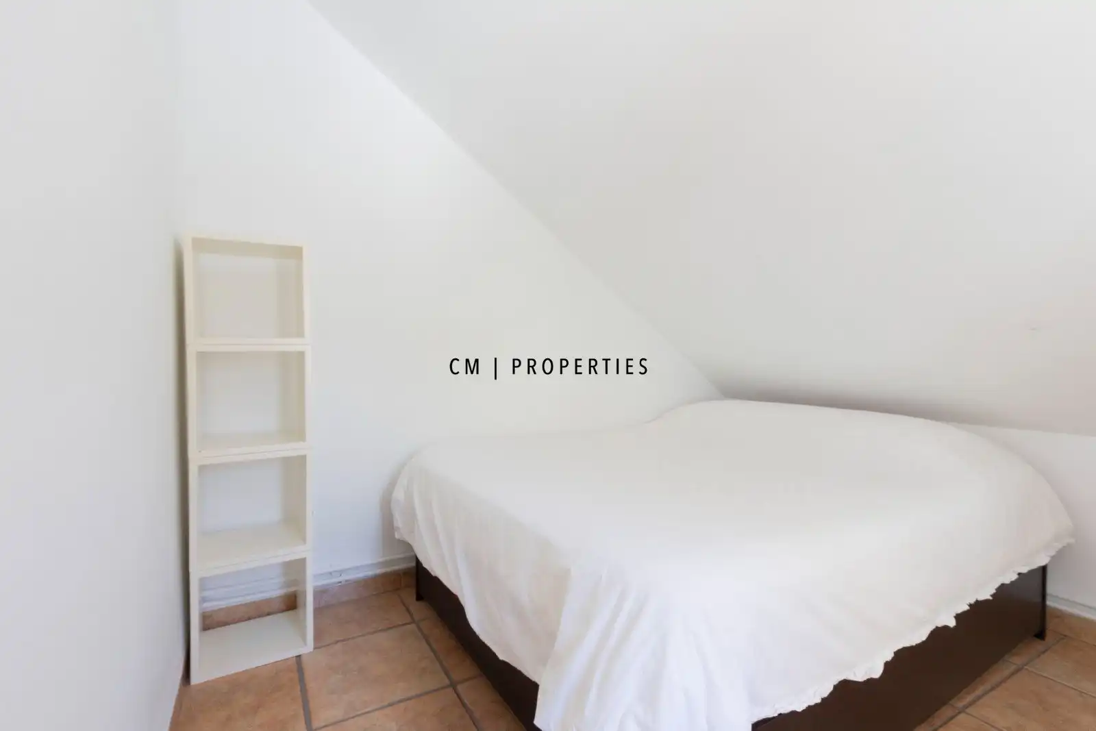 Habitación de Ático de alquiler en Faura con Aire acondicionado, Calefacción y Terraza