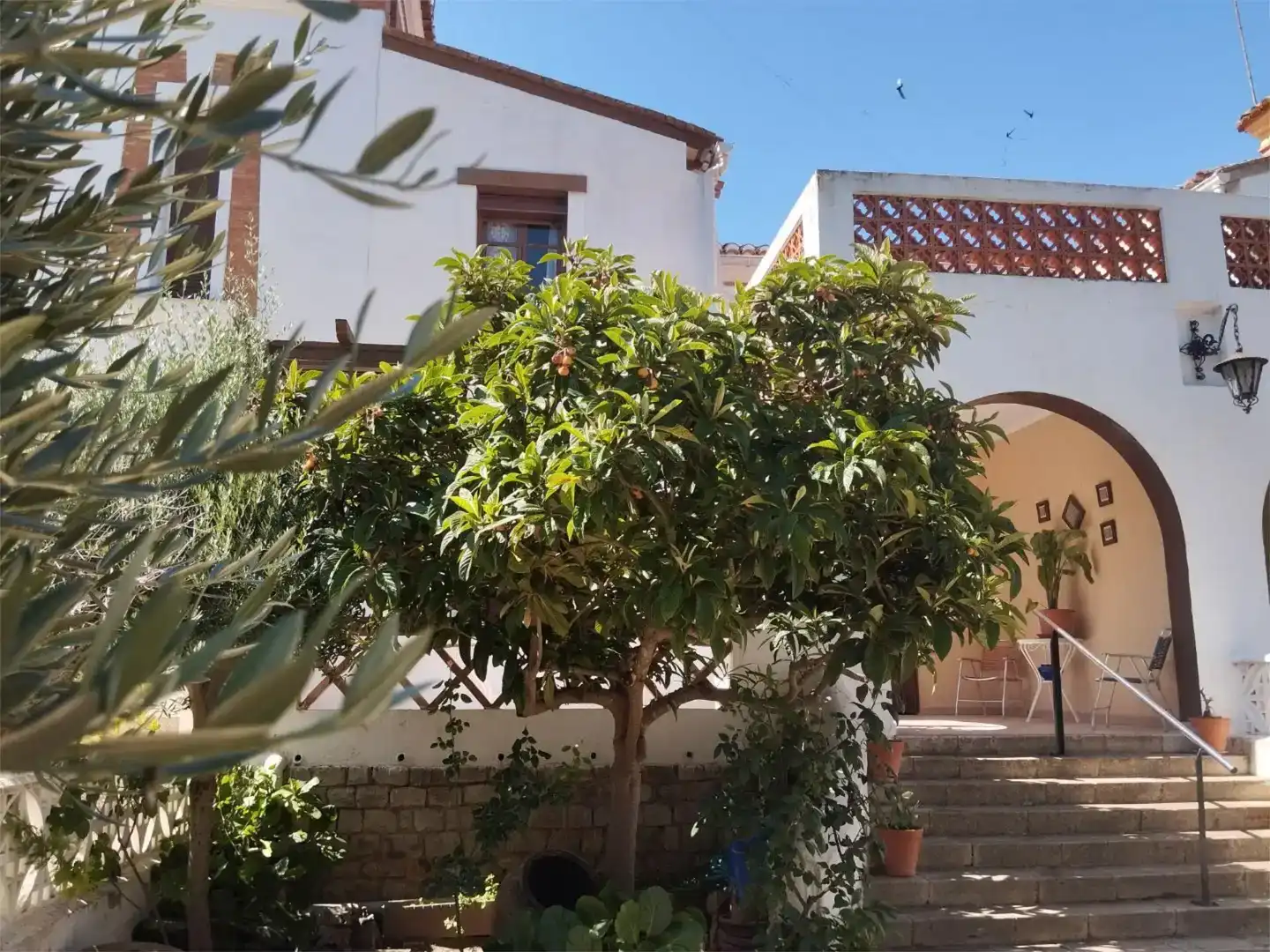 Exterior view of Houses for sale in Requena, Valencia