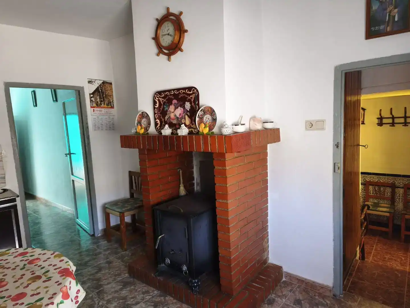 Sala d'estar de Casa adosada en venda en Siles, Jaén