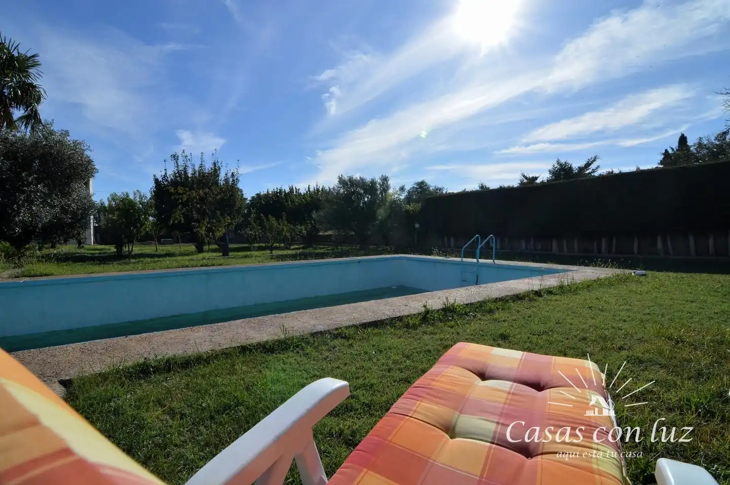 Piscina de Casa adosada en venda en Zaragoza amb Jardí privat, Traster i Piscina