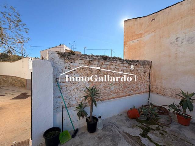 Terreno industrial en Venta en Calle Málaga en Moclinejo