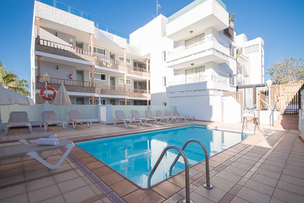 Piscina de Edifici en venda en San Bartolomé de Tirajana