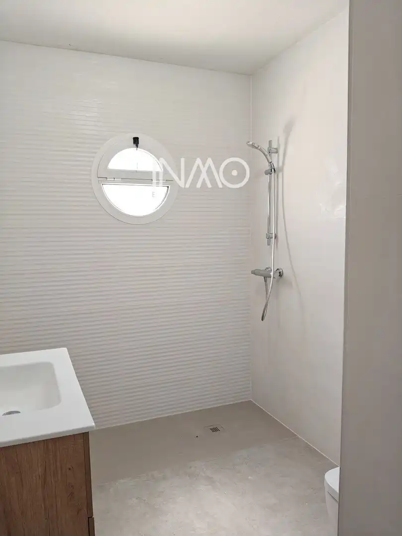 Badezimmer von Haus oder Chalet zur Miete in Rubí mit Klimaanlage, Heizung und Terrasse