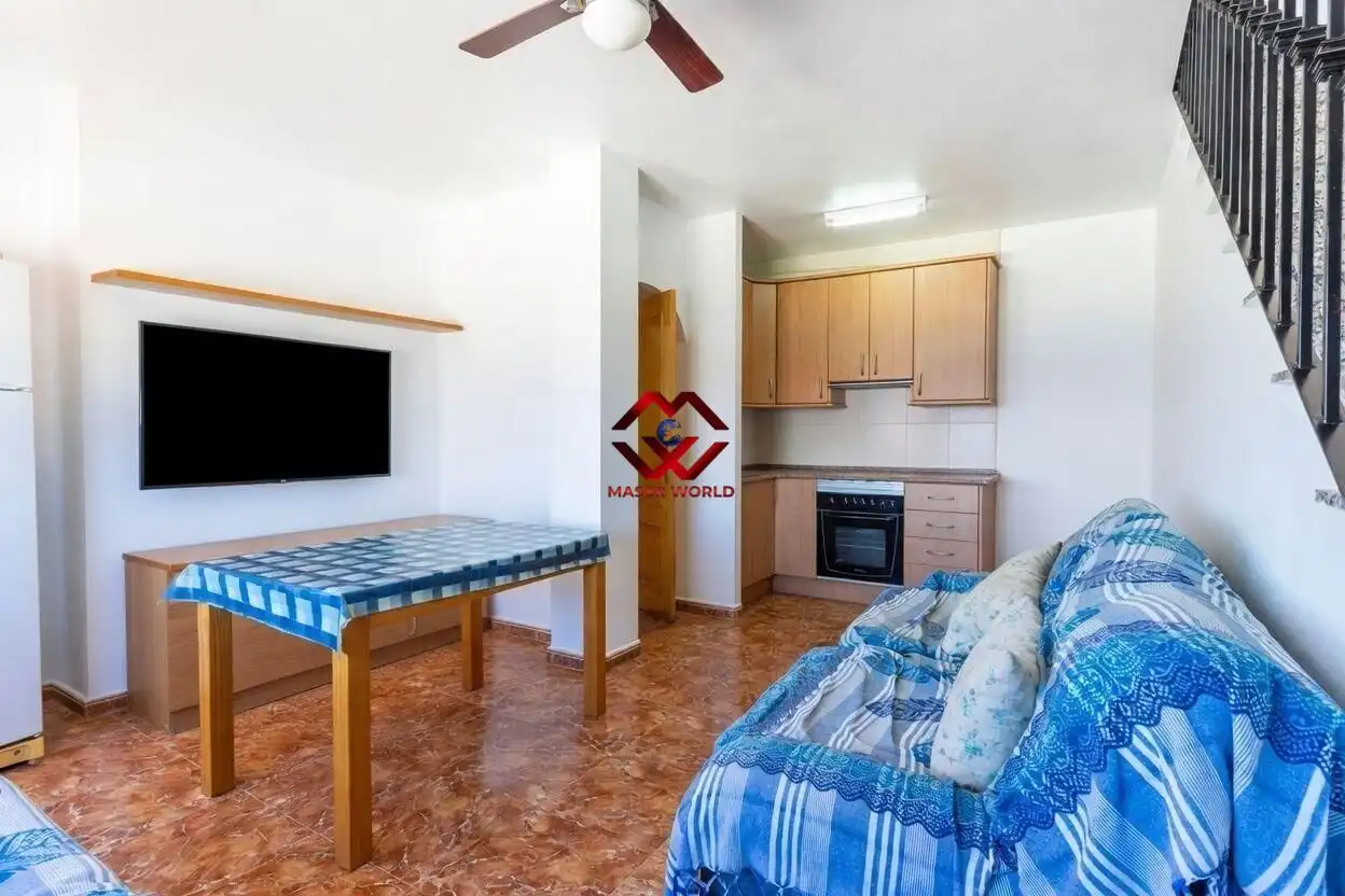 Sala d'estar de Casa o xalet en venda en Mazarrón amb Terrassa i Moblat