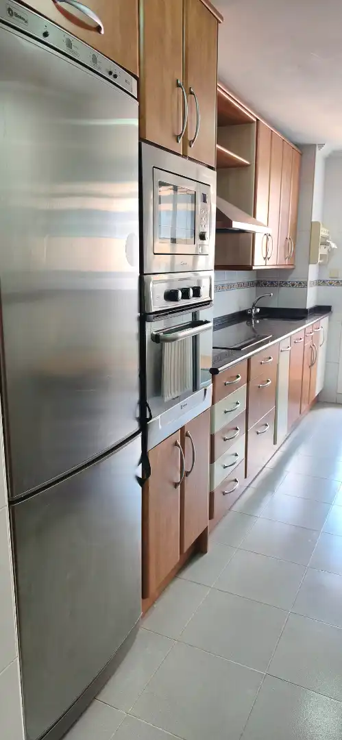 Cocina de Piso de alquiler en Burgos con Calefacción, Parquet y Terraza