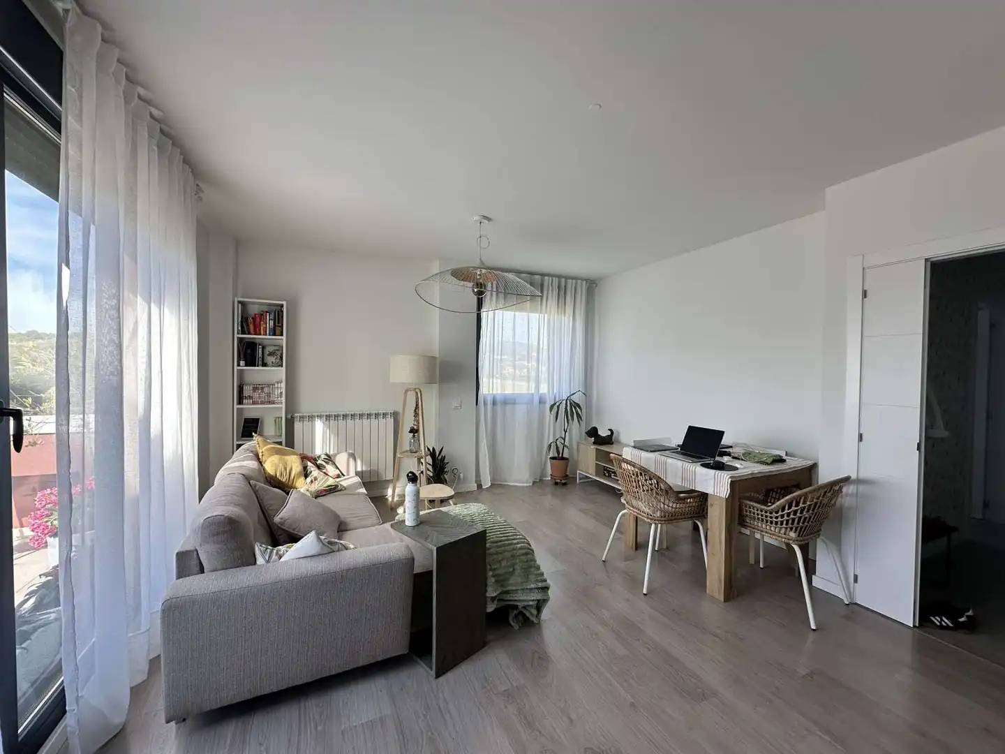 Living room of Apartments for share in Sopela  with Air Conditioner, Terrace and Furnished