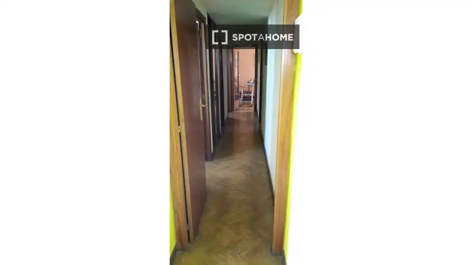 Room in Rosas - Musas