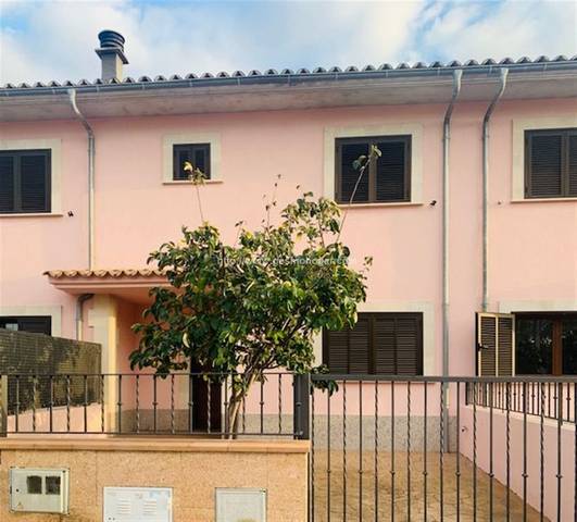 Casa adosada en Alquiler en Son Cladera