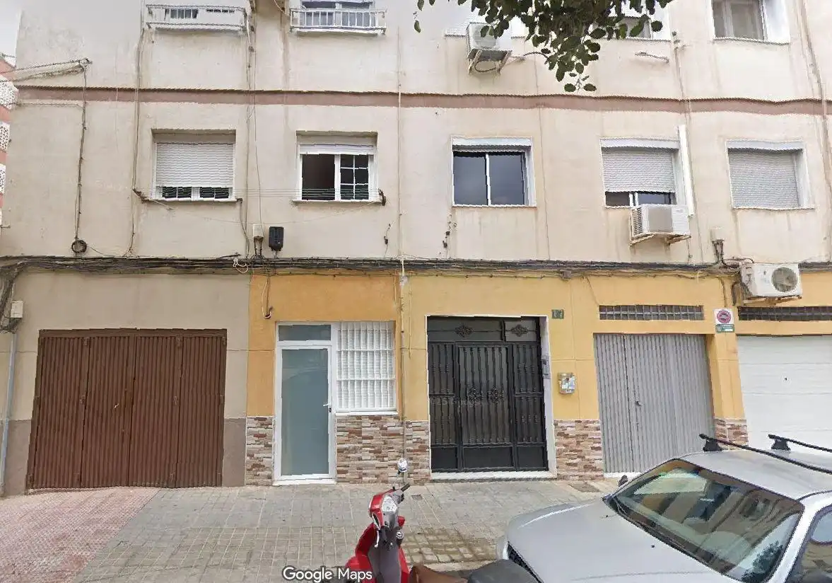 Vista exterior de Pis en venda en Almería
