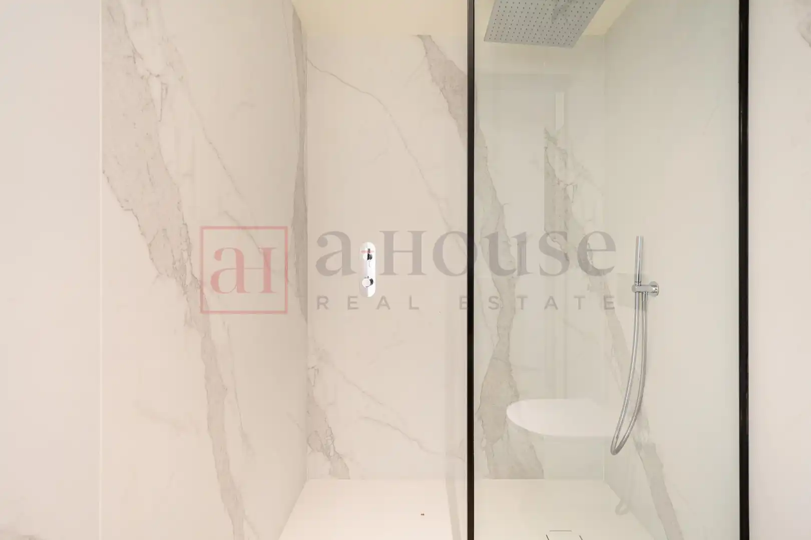 Appartamento con terrazza in vendita a Carrer de Còrsega, imagen 27
