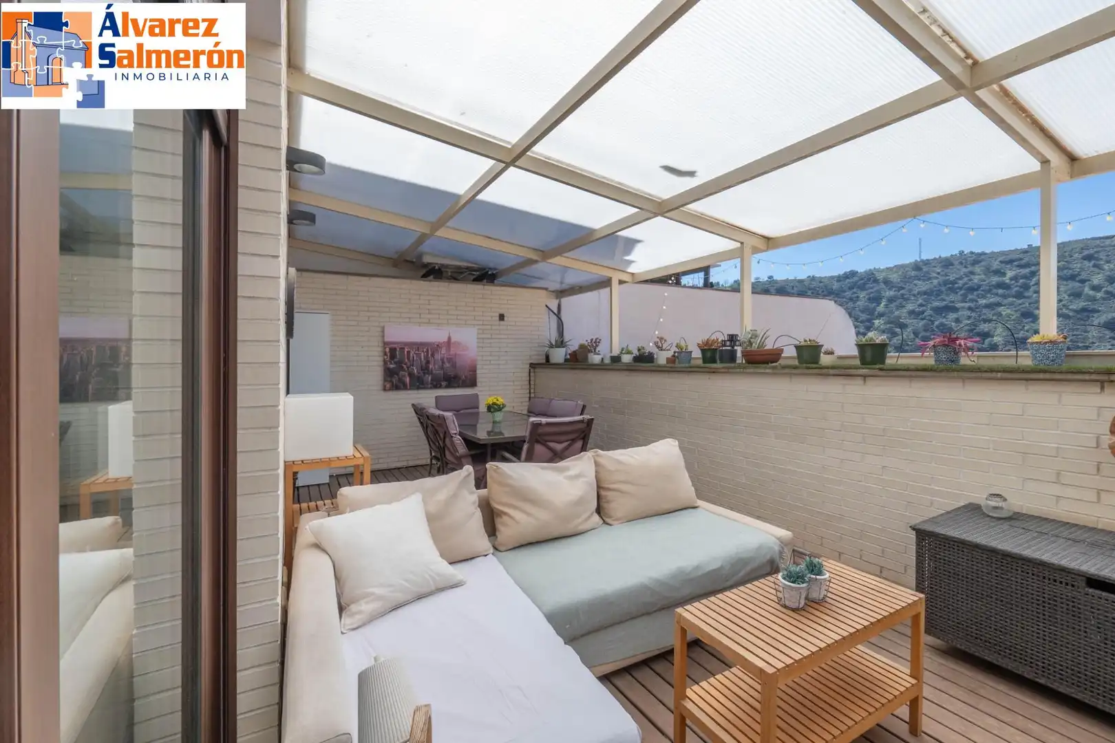 Terrasse von Einfamilien-Reihenhaus zum Verkauf in Granada mit Klimaanlage und Terrasse